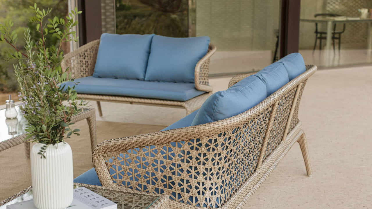 Journey Loveseat
