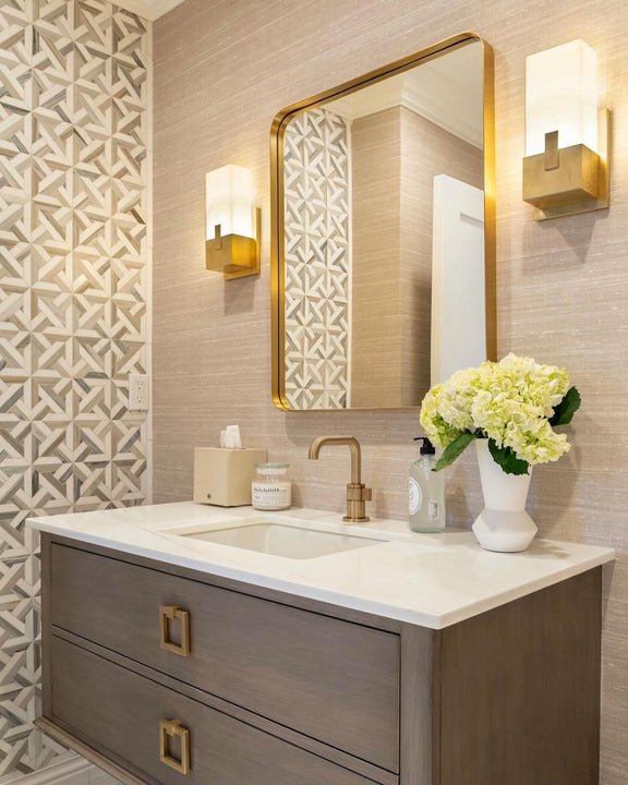 Covet Short Clip Bath Sconce, a premium Bath light by Visual Comfort & Co. Close - up image of its design.