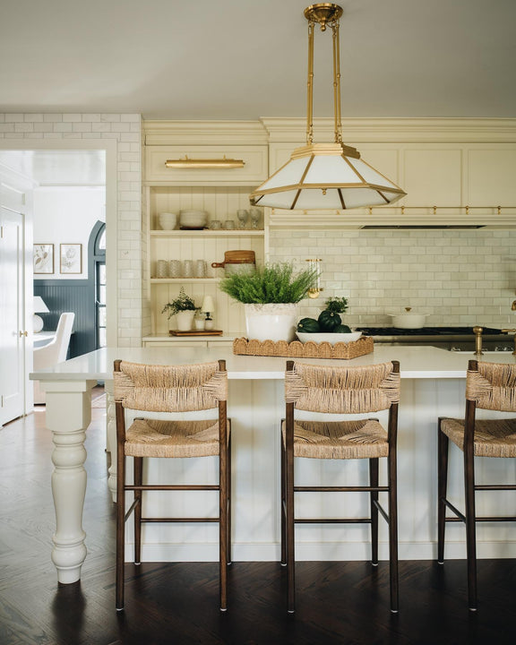 Rivington Medium Eight - Paneled Chandelier, a premium Chandelier light by Visual Comfort & Co. Close - up image of its design.