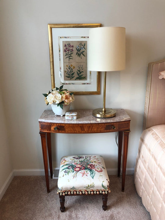 Bryant Large Table Lamp, a premium Decorative light by Visual Comfort & Co. Close - up image of its design.