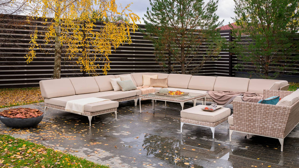 Brafta Central Loveseat