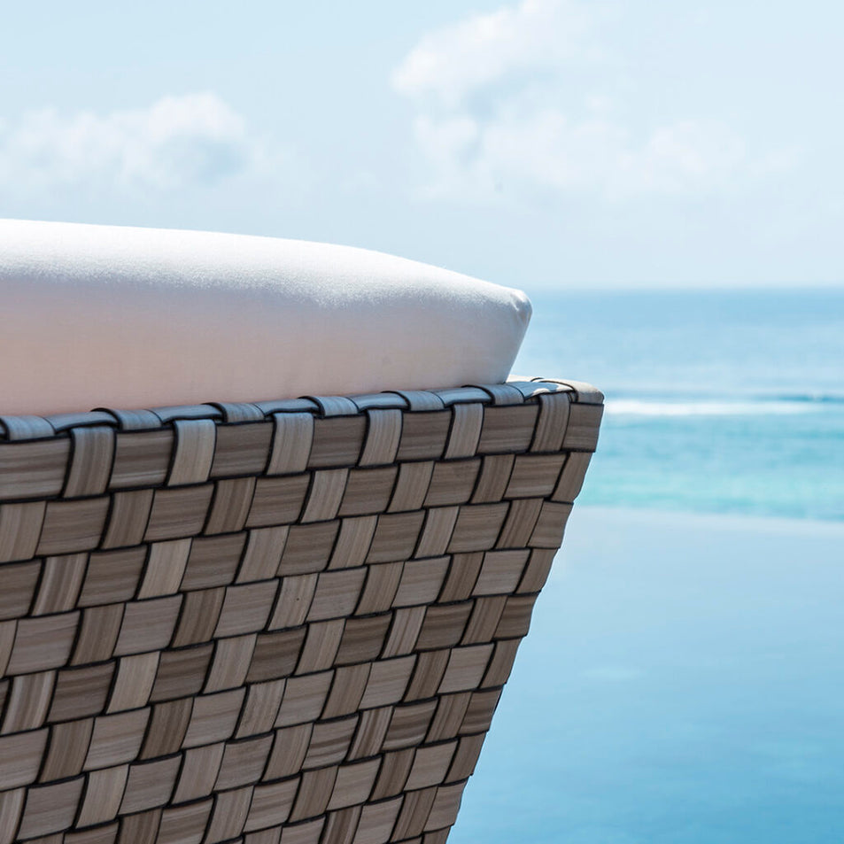 Brafta Right Seat W/armrest