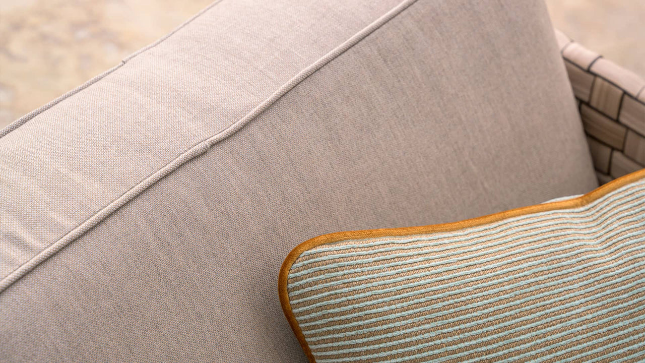 Brafta Chaise Lounger