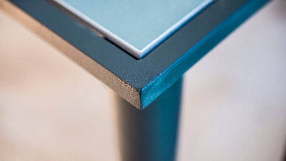 Serpent Side Table 50x50