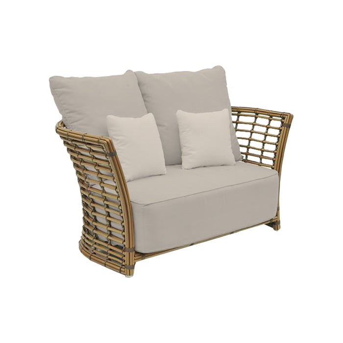Villa Loveseat