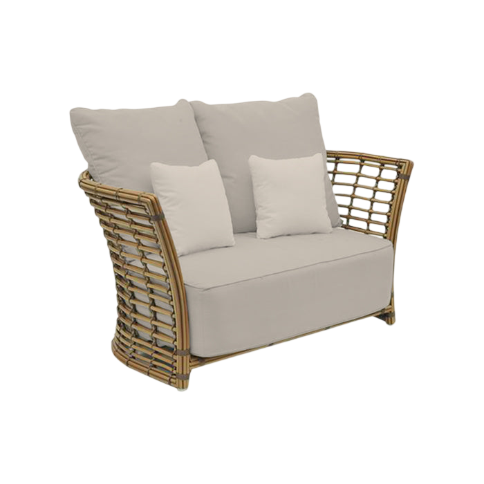 Villa Loveseat