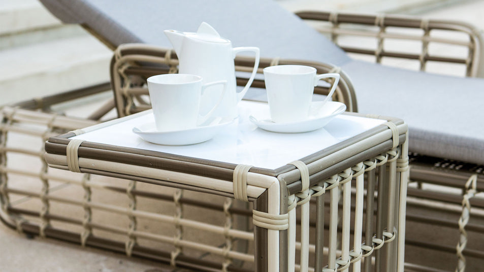 Villa Auxiliary Table