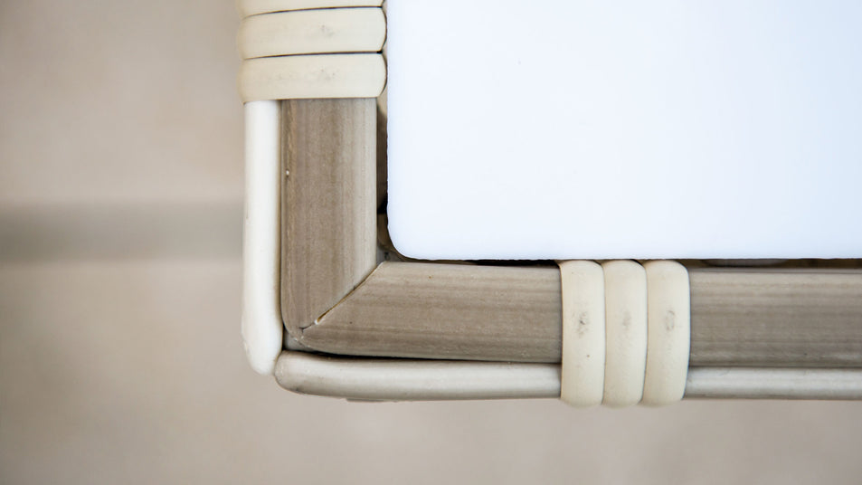 Villa Auxiliary Table