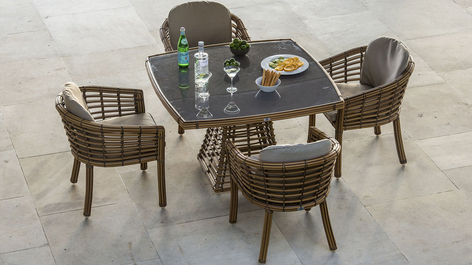 Villa Dining Table 120x120