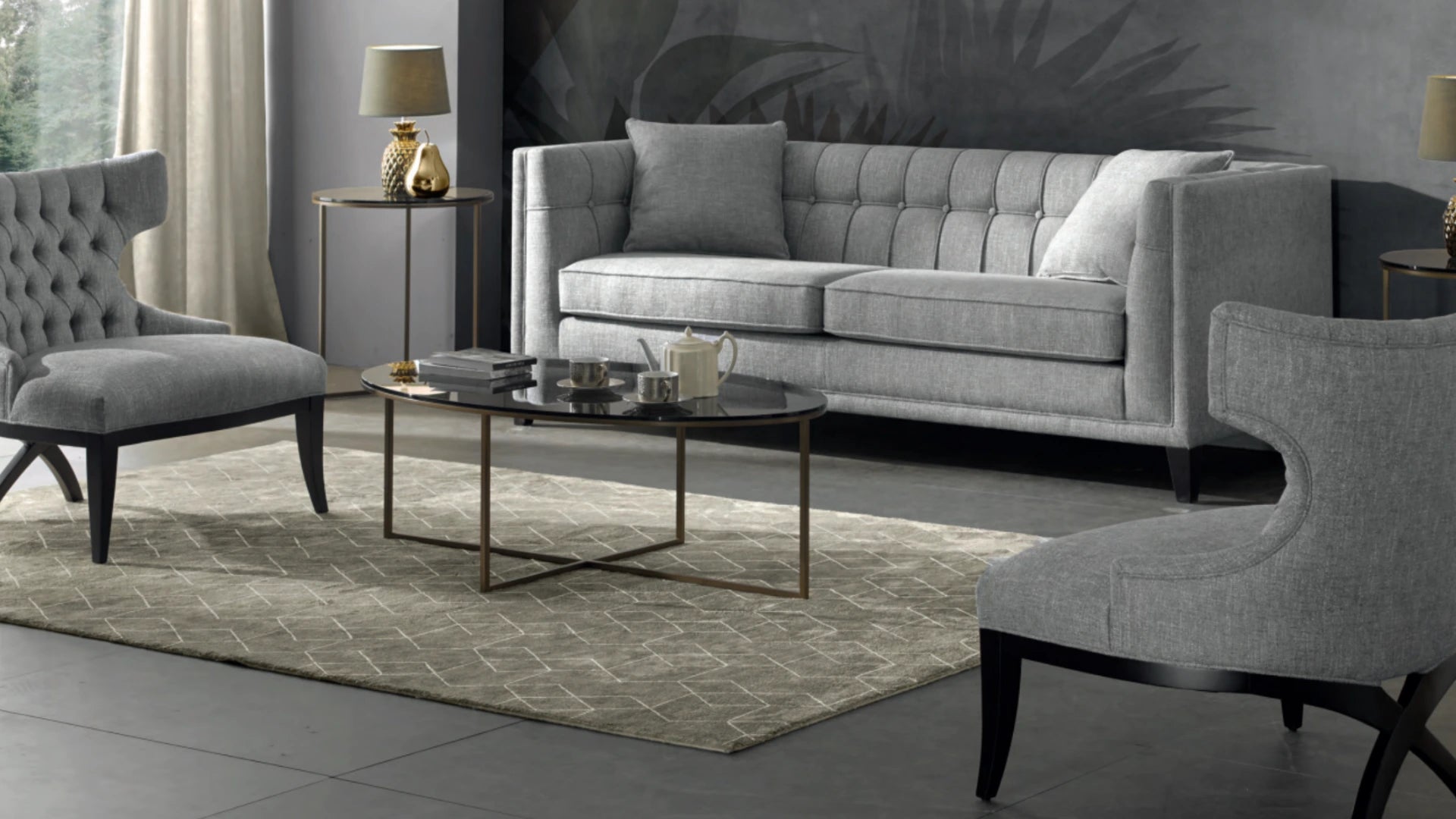 2 Seater Sofas / Loveseats