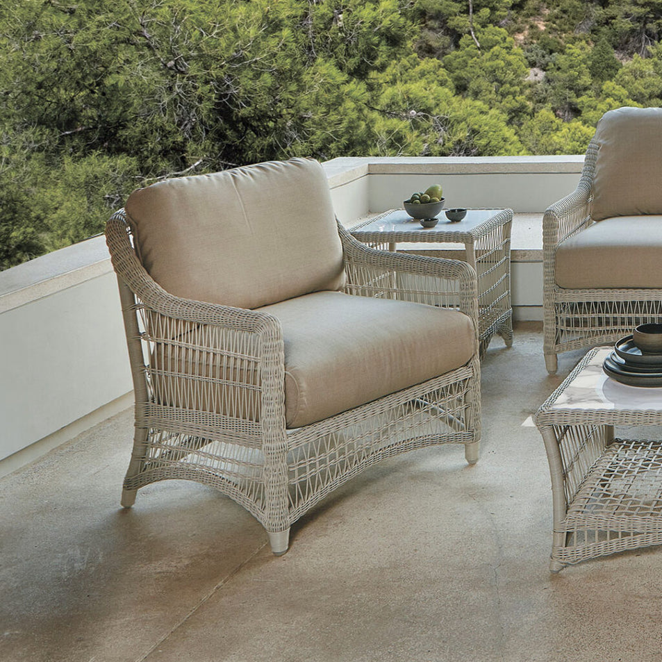 Arena Armchair