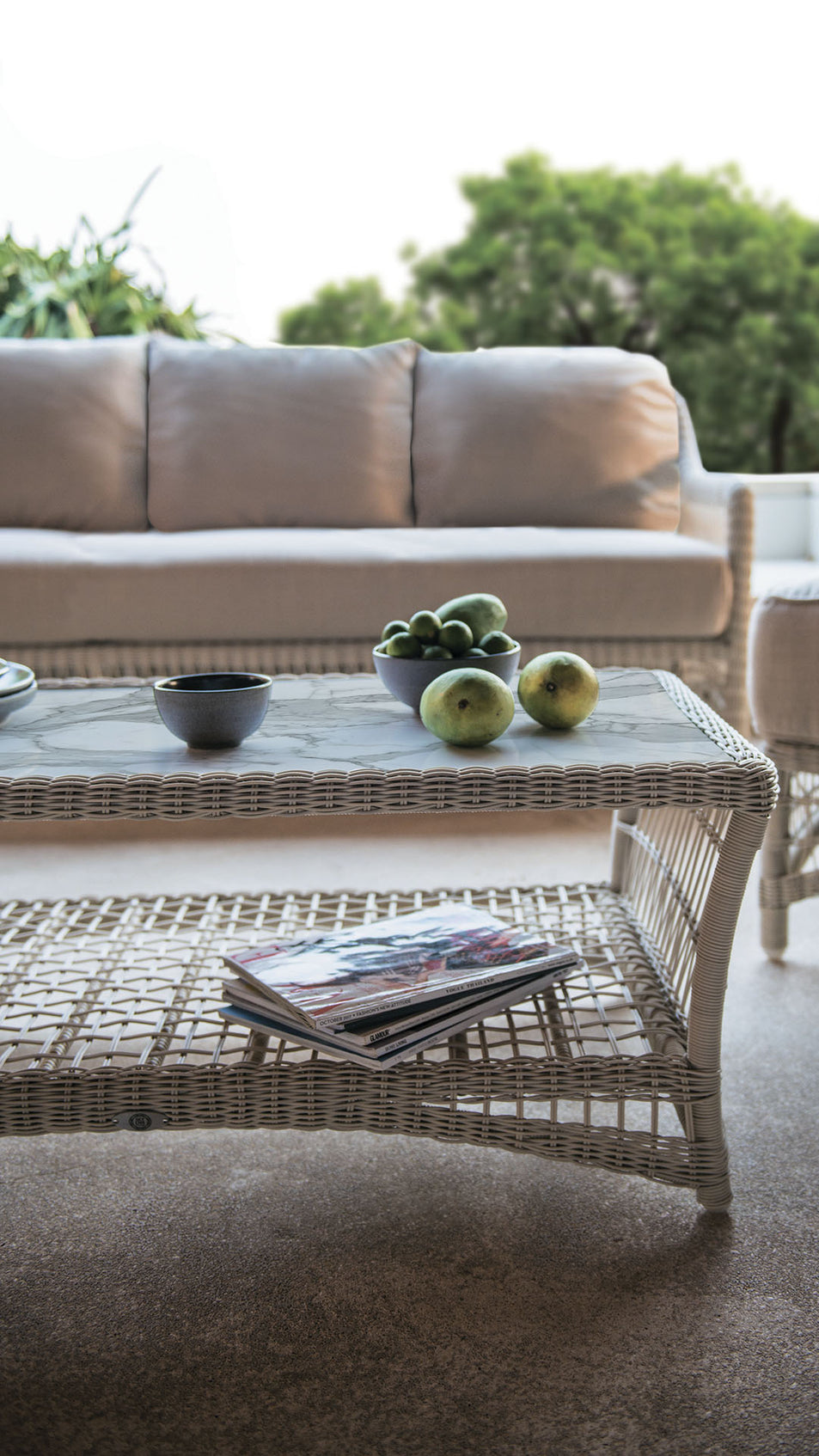 Arena Loveseat