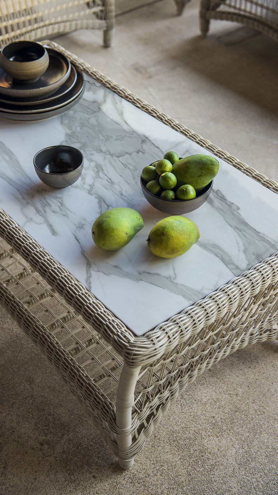 Arena Coffee Table 112x57