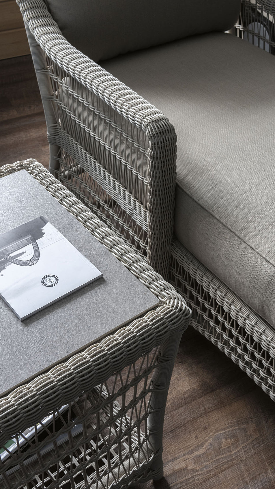 Arena Side Table 52x52