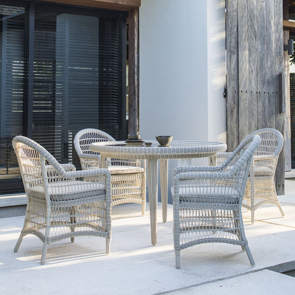 Arena Dining Table Ø120