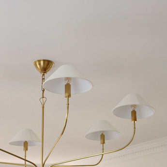 Griffin Extra Large Tail Chandelier, a premium Chandelier light by Visual Comfort & Co. Close - up image of its design.