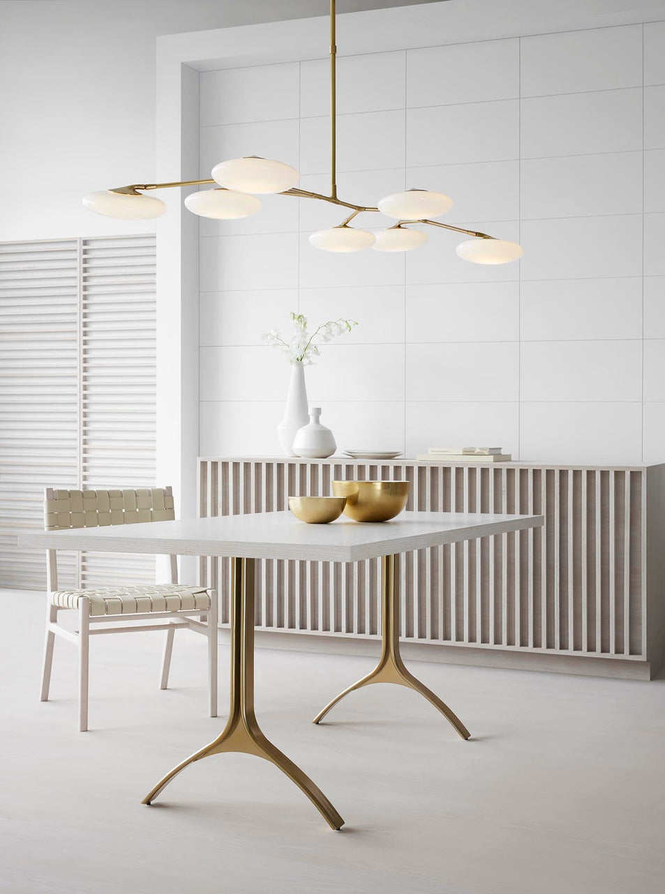 Brindille XL Articulating Linear Chandelier, a premium Linear light by Visual Comfort. Close - up image of its design.