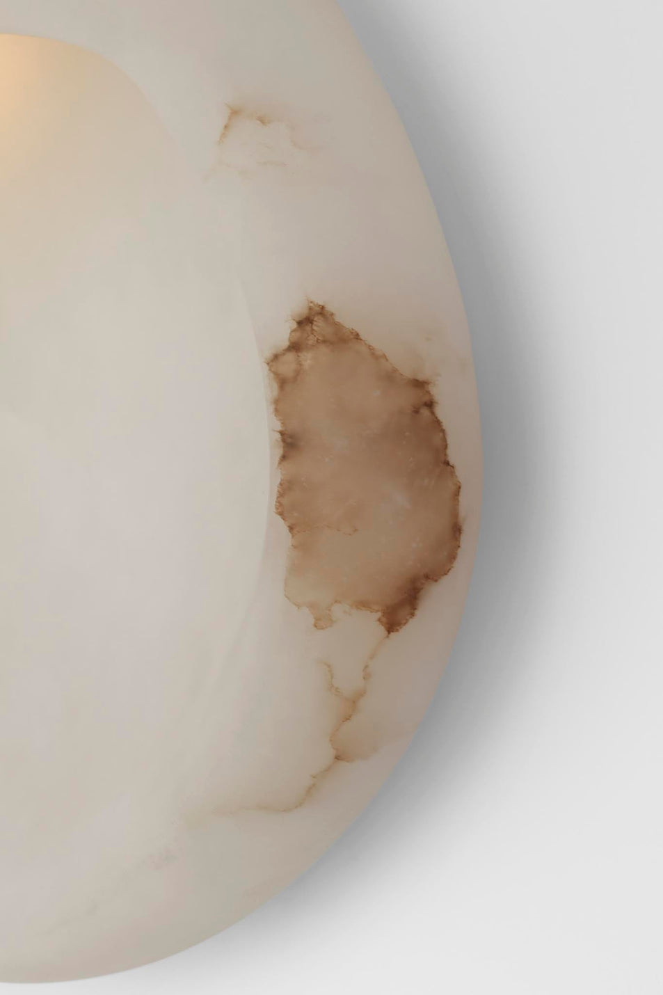 Esculpa 14" Rounded Wall Light in Alabaster and Antique-Burnished Brass