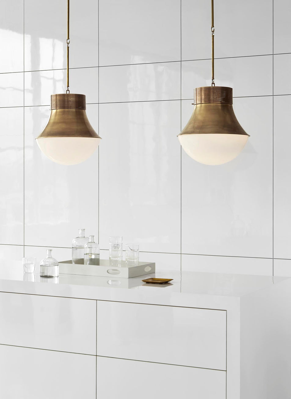 Precision Large Pendant, a premium Pendant light by Visual Comfort. Close - up image of its design.