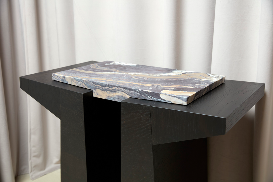 Tecton Small Console