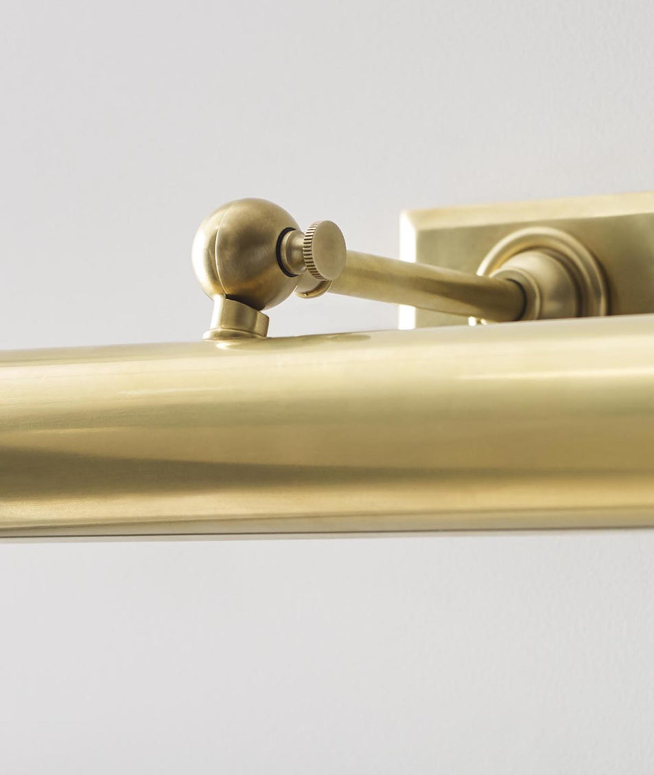 18" Cabinet Maker's Picture Light, a premium Picture light by Visual Comfort. Close - up image of its design.