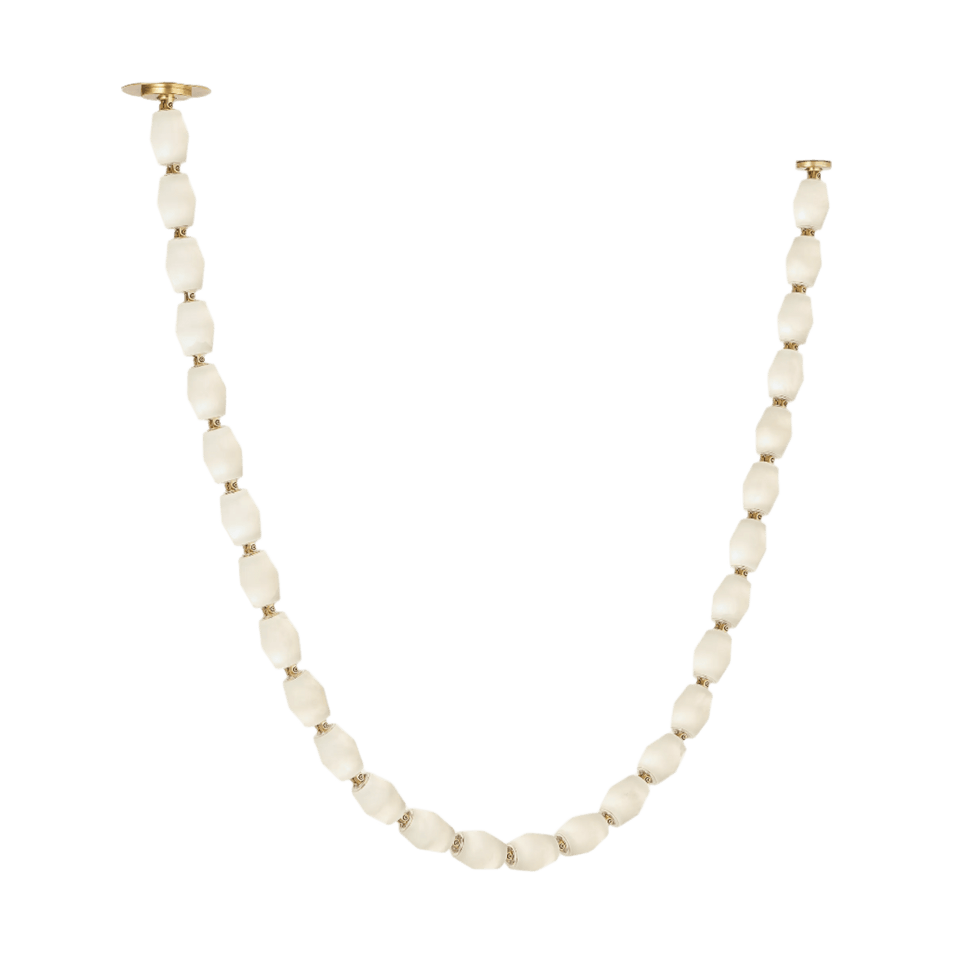 Collier Alabaster 84 Chandelier, a premium Chandelier light by Visual Comfort & Co. Close - up image of its design.