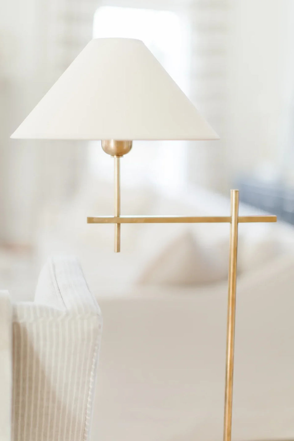 Hackney Bridge Arm Floor Lamp, a premium Decorative light by Visual Comfort & Co. Close - up image of its design.