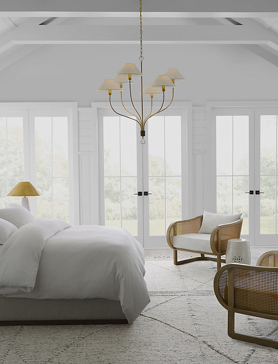 Griffin Large Staggered Tail Chandelier