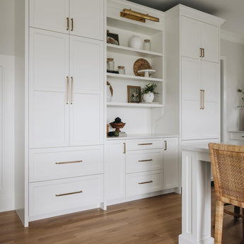 Dean 24" Picture Light, a premium Picture light by Visual Comfort & Co. Close - up image of its design.