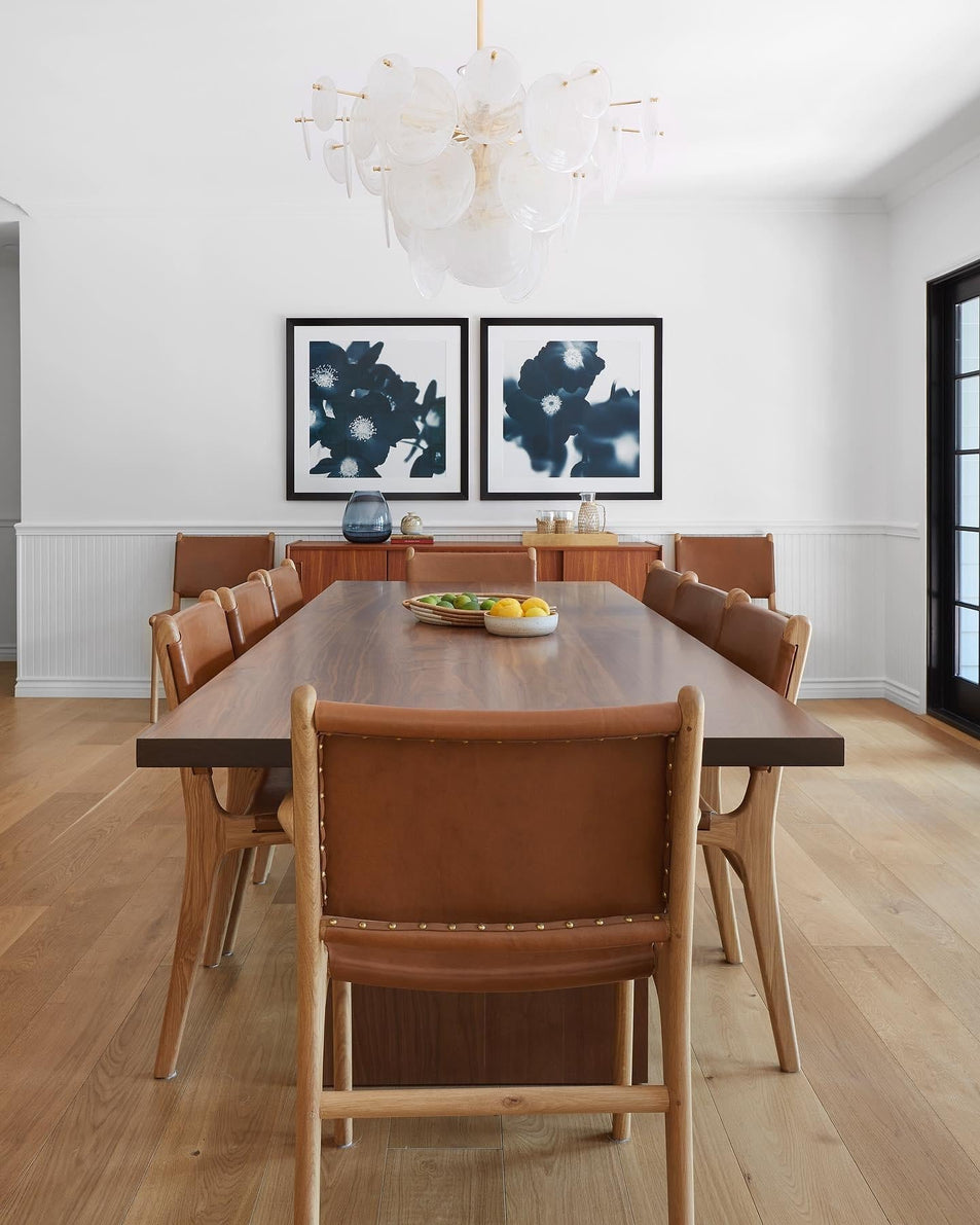 Loire Large Chandelier, a premium Chandelier light by Visual Comfort & Co. Close - up image of its design.