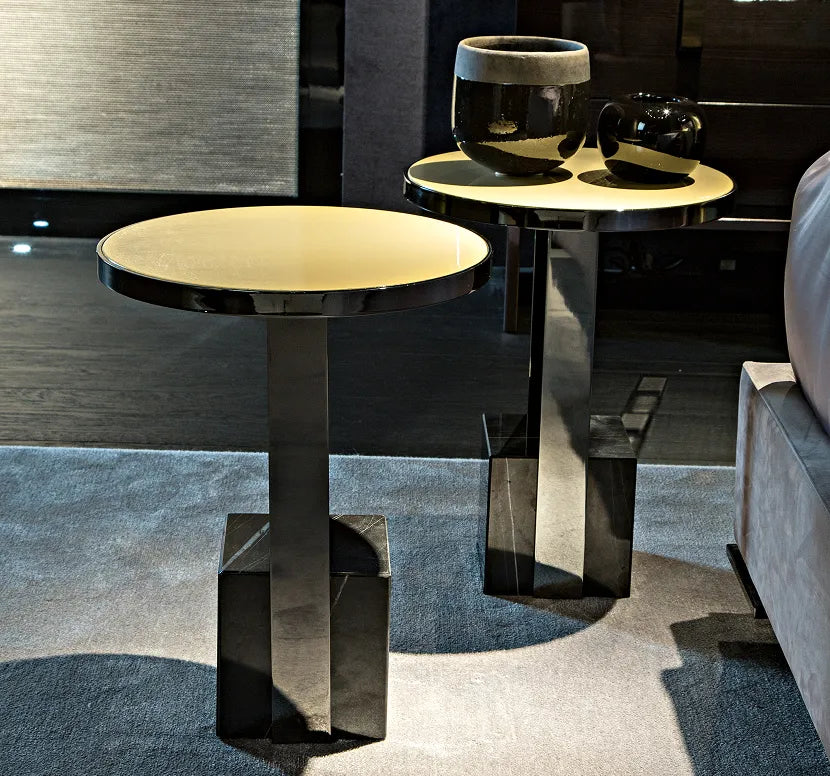Black&More Side Table