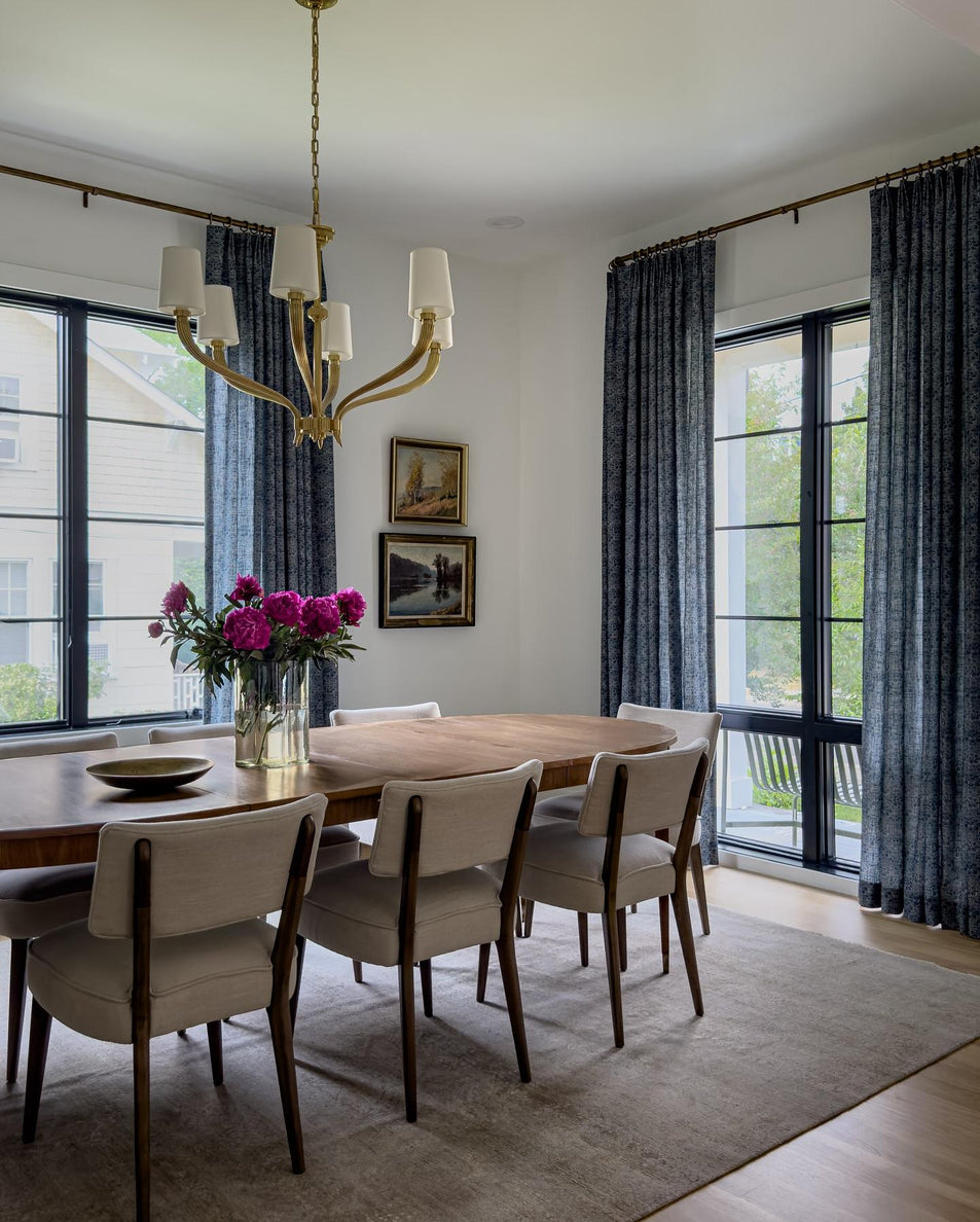 Ruhlmann Large Chandelier, a premium Chandelier light by Visual Comfort & Co. Close - up image of its design.