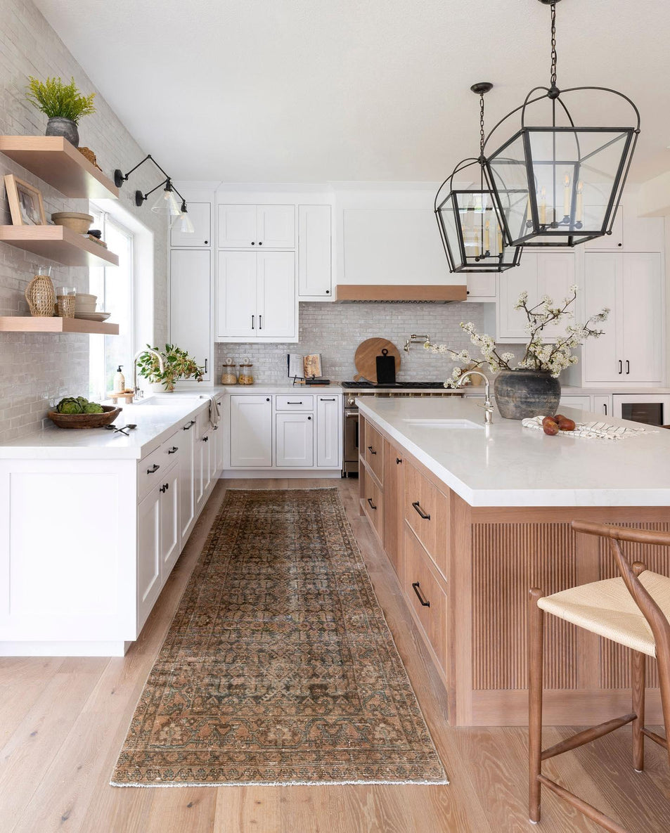 Riverside Medium Square Lantern, a premium Lantern light by Visual Comfort & Co. Close - up image of its design.