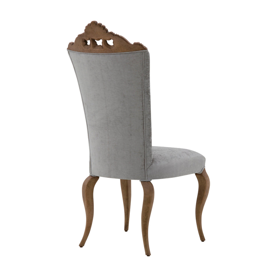 Antesia Chair