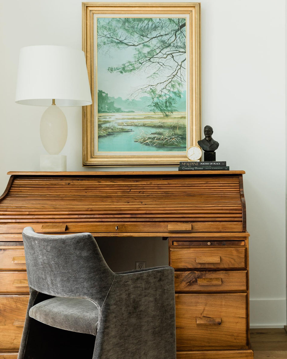 Versa Large Table Lamp, a premium Decorative light by Visual Comfort & Co. Close - up image of its design.