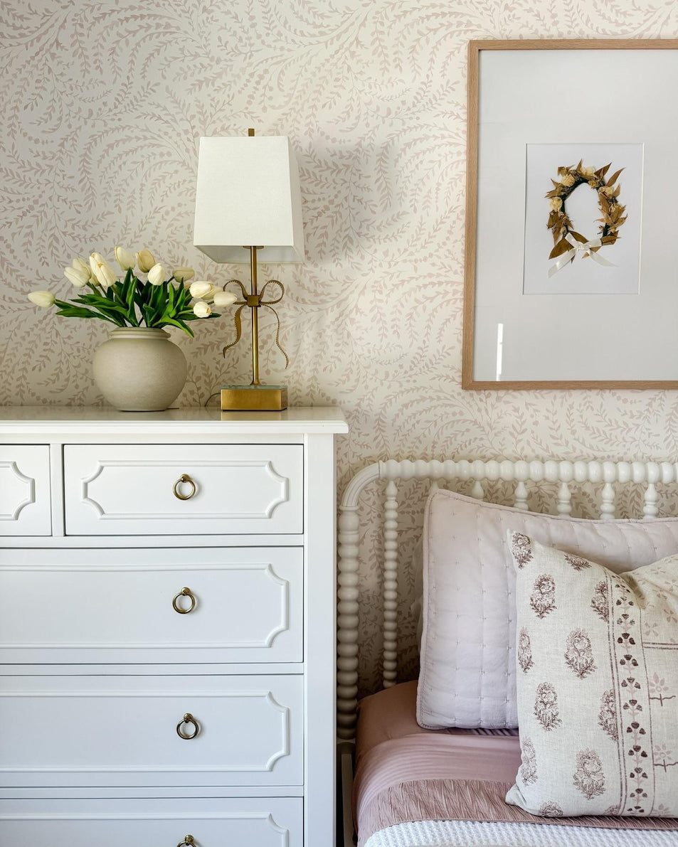 Ellery Gros - Grain Bow Table Lamp, a premium Decorative light by Visual Comfort & Co. Close - up image of its design.