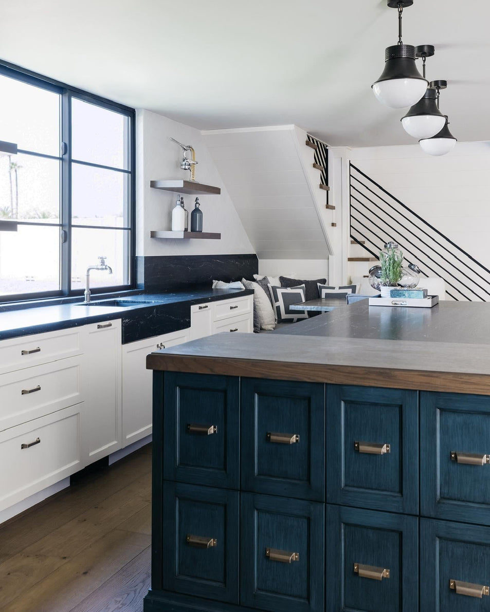 Precision Small Pendant, a premium Pendant light by Visual Comfort & Co. Close - up image of its design.