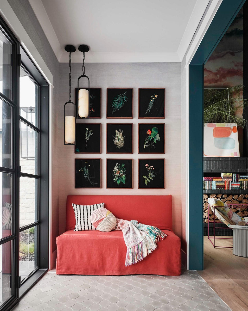 Melange Small Elongated Pendant, a premium Pendant light by Visual Comfort & Co. Close - up image of its design.