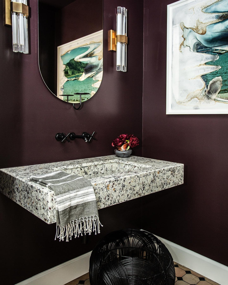 Fascio 18" Sconce, a premium Decorative light by Visual Comfort & Co. Close - up image of its design.