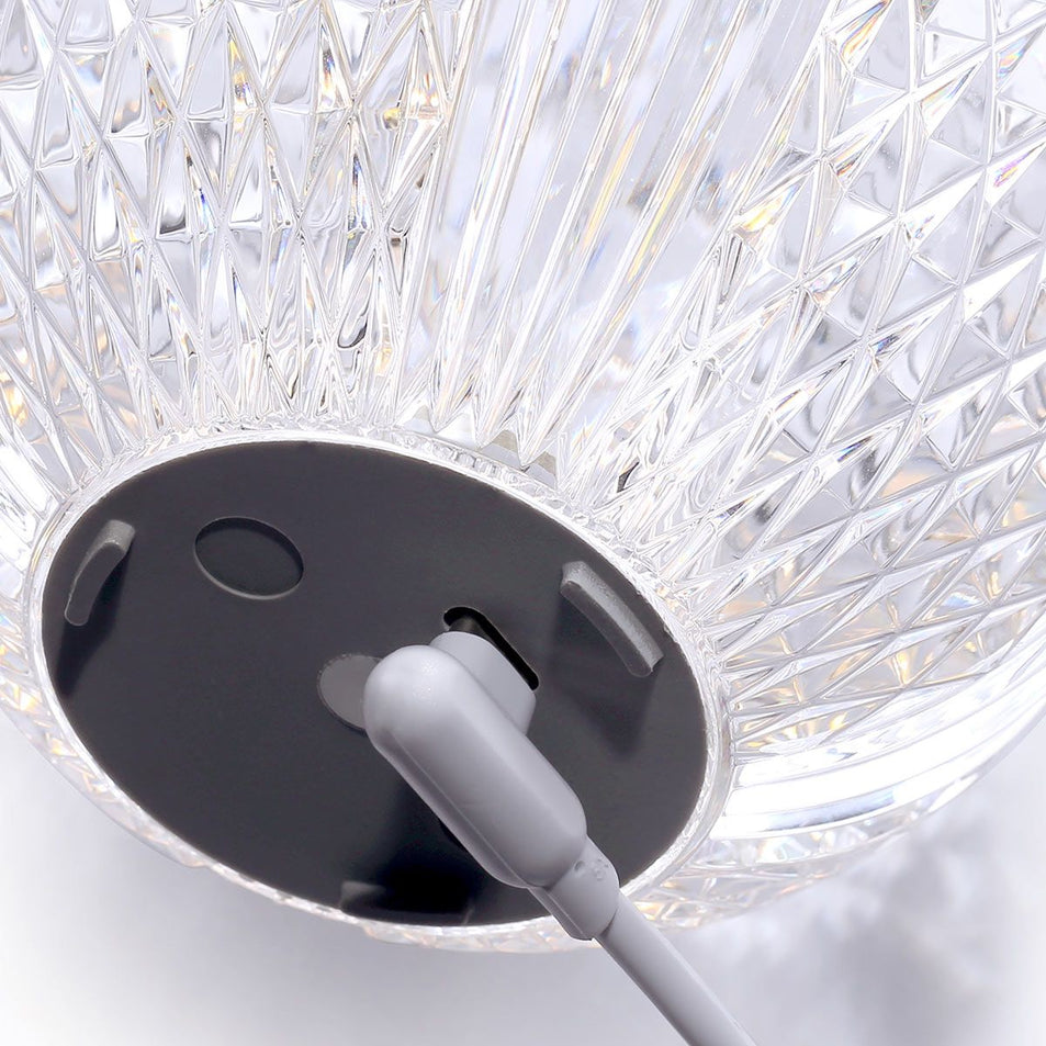 Lampada da tavolo a LED piccola Marni