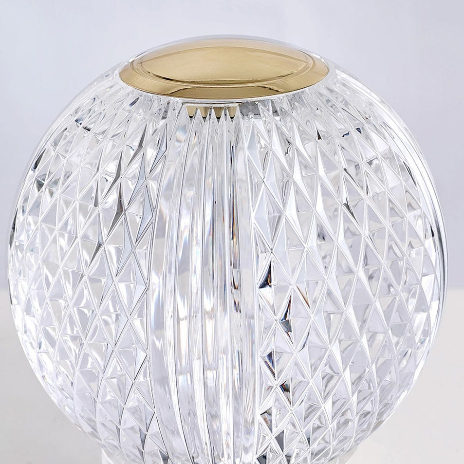 Lampada da tavolo a LED piccola Marni
