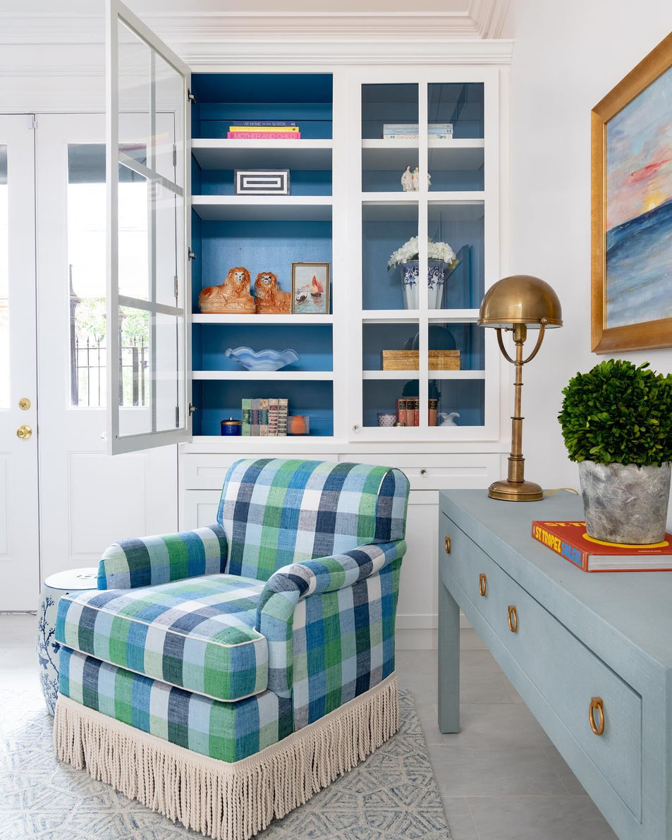 Carthage Table Lamp, a premium Functional light by Visual Comfort & Co. Close - up image of its design.