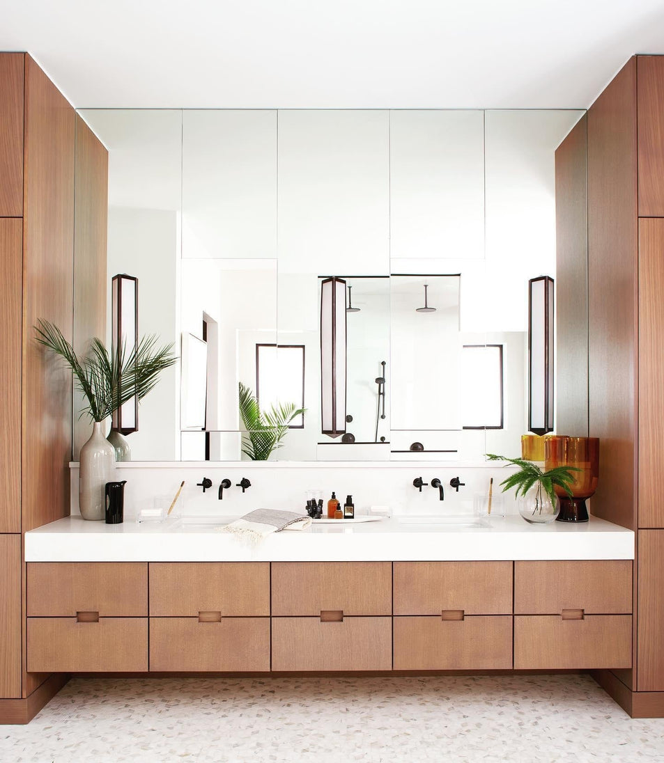 Geneva Large Sconce, a premium Bath light by Visual Comfort & Co. Close - up image of its design.