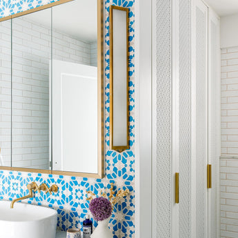 Geneva Large Sconce, a premium Bath light by Visual Comfort & Co. Close - up image of its design.