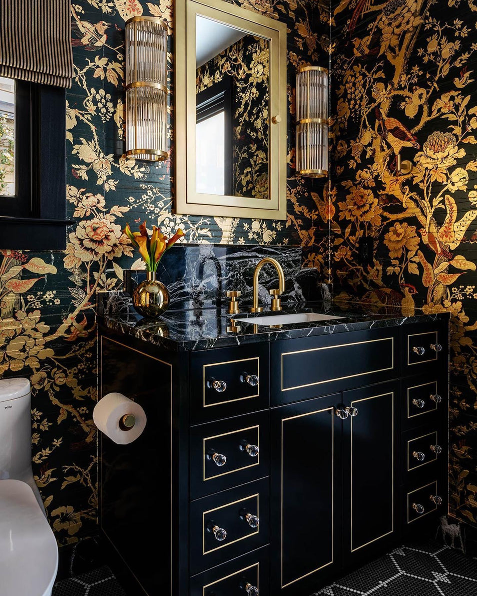 Allen Medium Linear Sconce, a premium Bath light by Visual Comfort & Co. Close - up image of its design.