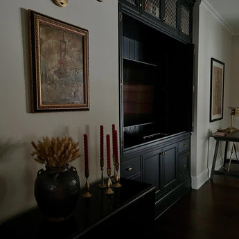 Barrett 12" Picture Light, a premium Picture light by Visual Comfort & Co. Close - up image of its design.