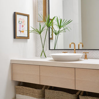 Ellis Medium Linear Sconce, a premium Decorative light by Visual Comfort & Co. Close - up image of its design.