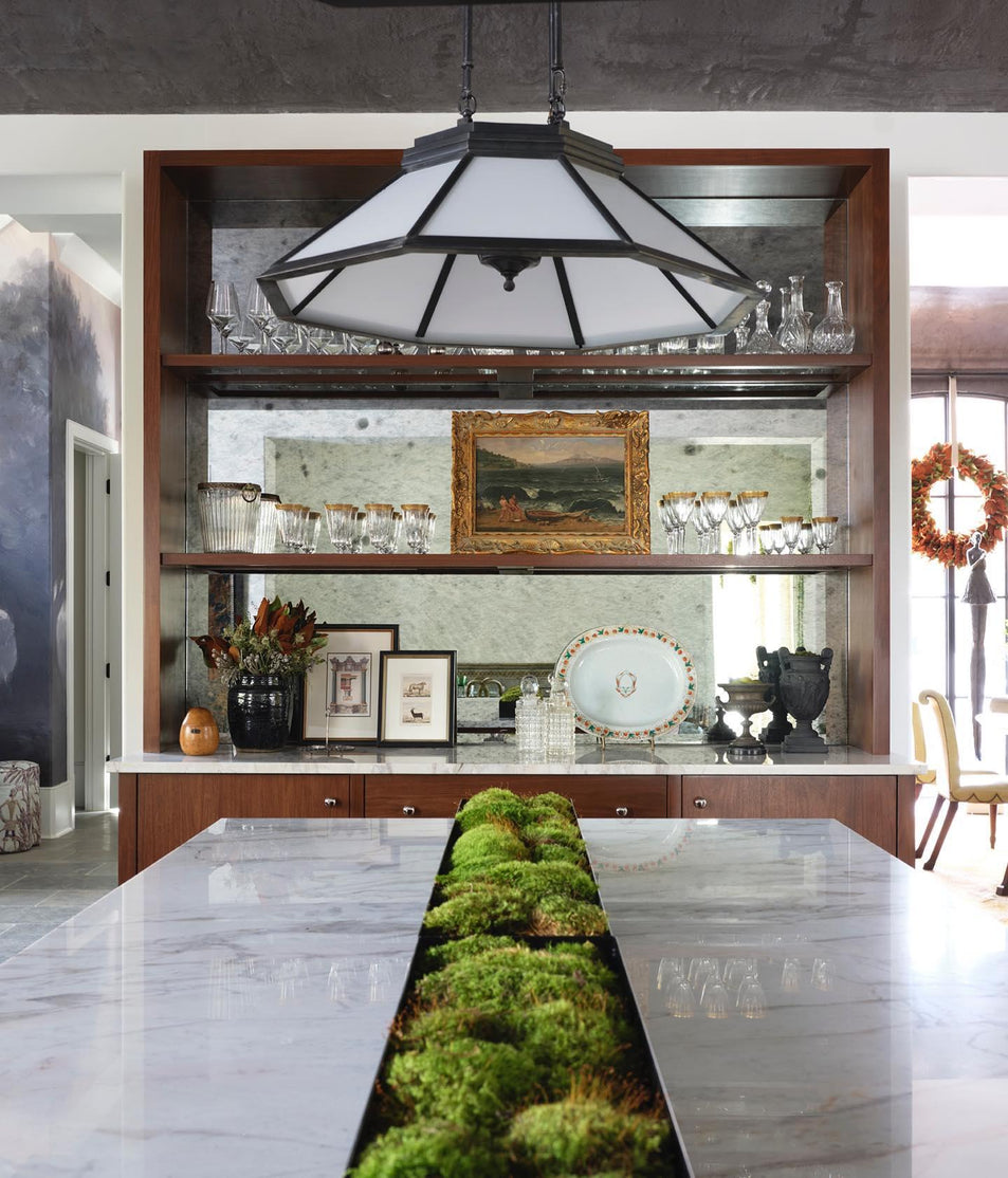 Rivington Medium Eight - Paneled Chandelier, a premium Chandelier light by Visual Comfort & Co. Close - up image of its design.