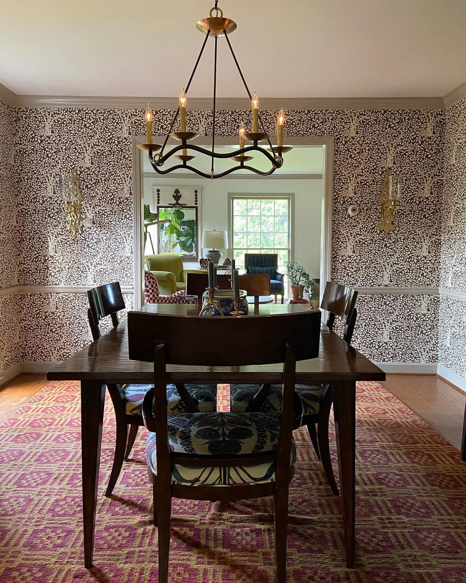 Choros Chandelier, a premium Chandelier light by Visual Comfort & Co. Close - up image of its design.