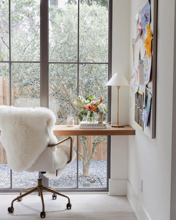 Hackney Table Lamp, a premium Decorative light by Visual Comfort & Co. Close - up image of its design.